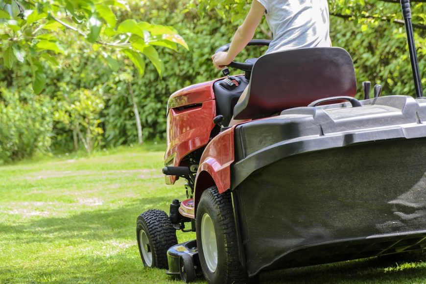 Best Ways to Increase Lifetime of a Commercial Lawn Mower Its Getting Hot In Here